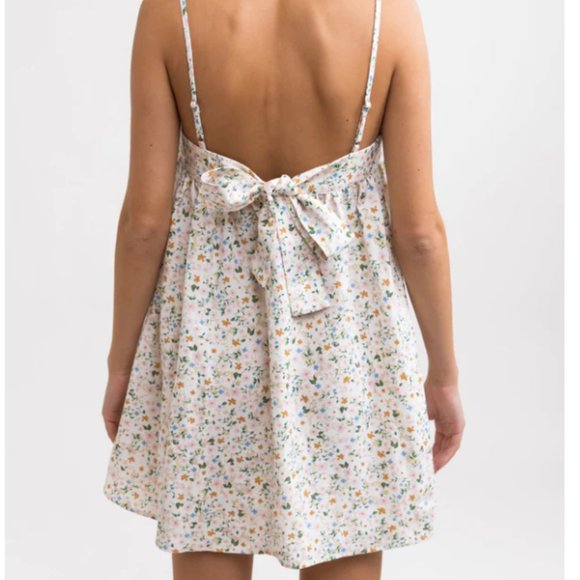 Rhythm. Dresses & Skirts - Rhythm Mini Floral Dress Bow Back NWT